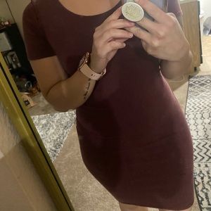 Burgundy bodycon dress
